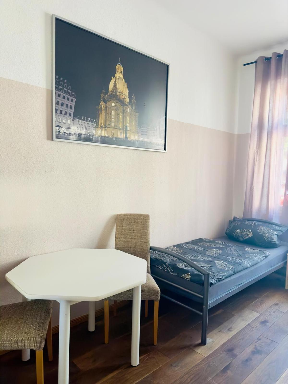 Pension Comfort Dresden Buitenkant foto